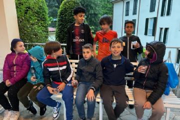 Gli sportivi di classe quinta in attesa del premio, presso il Centro di Spiritualità
