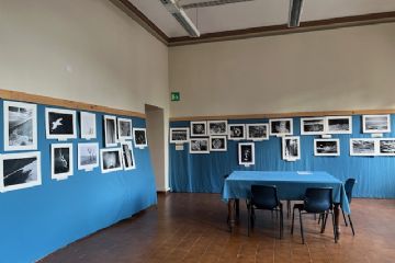 La mostra fotografica in bianco e nero di Roberto Cerri una scoperta di particolari e di emozioni.