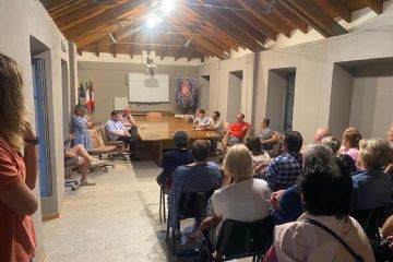 Problema: spostamento della fontana nei pressi della Chiesa di Sant'Anna (collocata nel 1964) su richiesta della Parrocchia.<br>La decisione per maggioranza di trasferirla in Largo 1 Maggio, nell'area verde.