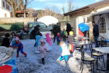 Colori, magia, giochi, specialità tipiche sono stati gli ingredienti della festa più pazza del mondo.