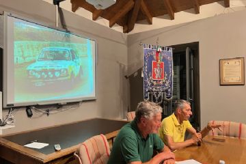 Grazie ai promotori Rolando Maulini, Renzo Melani, Massimo Mortarino per aver organizzato una serata di storia del rally e una  mostra con le targhe del rally.