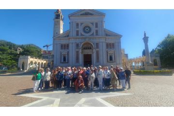 In data 11 giugno 2026, il gruppo della terza età ha trascorso una stupenda giornata a Varazze, con sosta al Santuario di Arenzano.<br>Insieme si sta meglio!